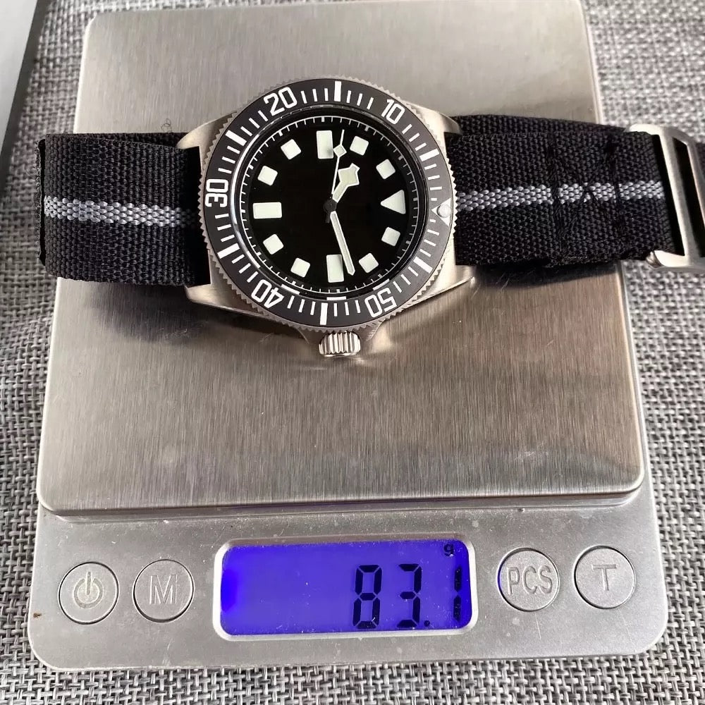 Titanium diving watch Black