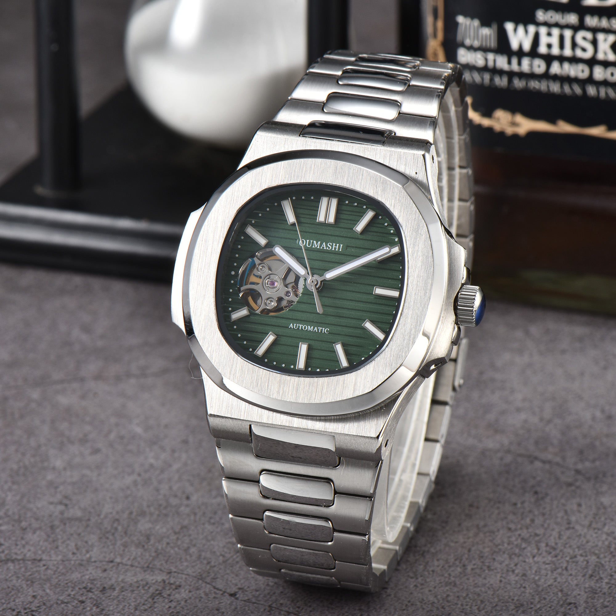 Nautilus Green NH38