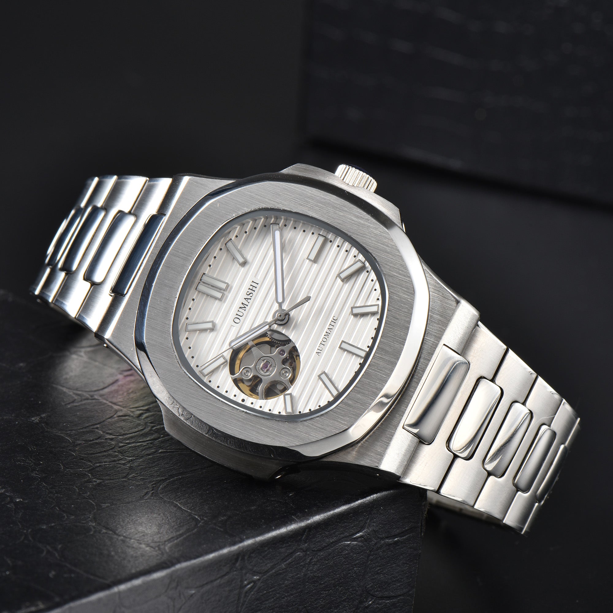 Nautilus White NH38