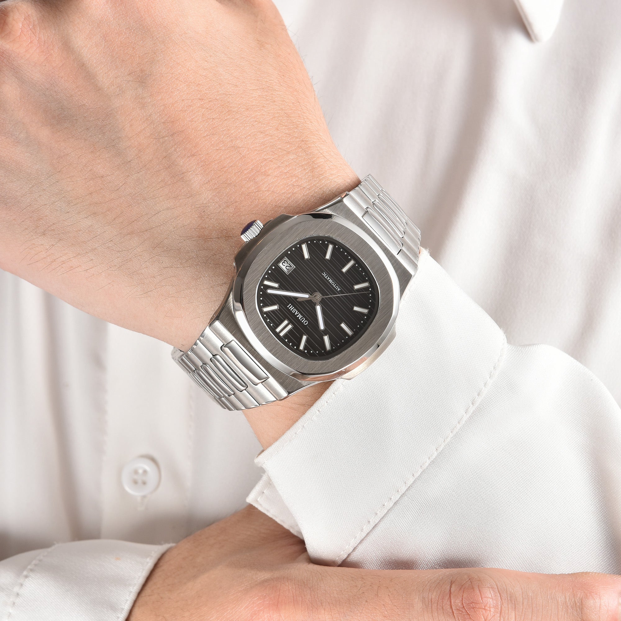 Nautilus Black