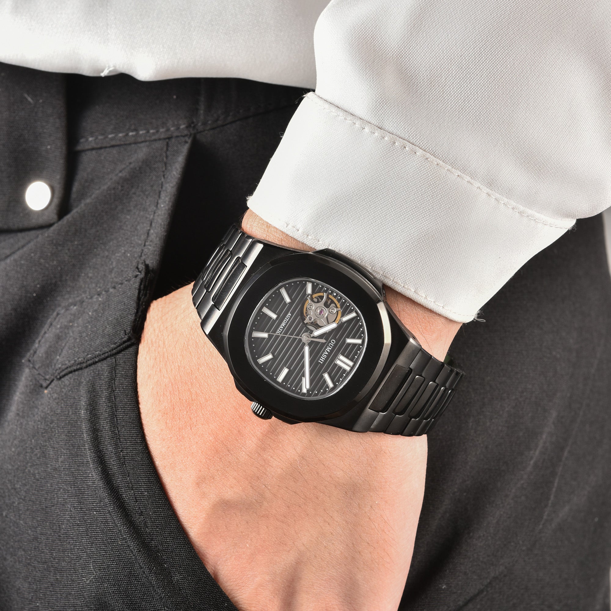 Nautilus Black NH38