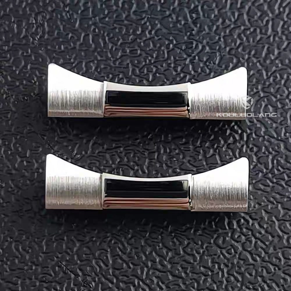 Daytona Strap case connector