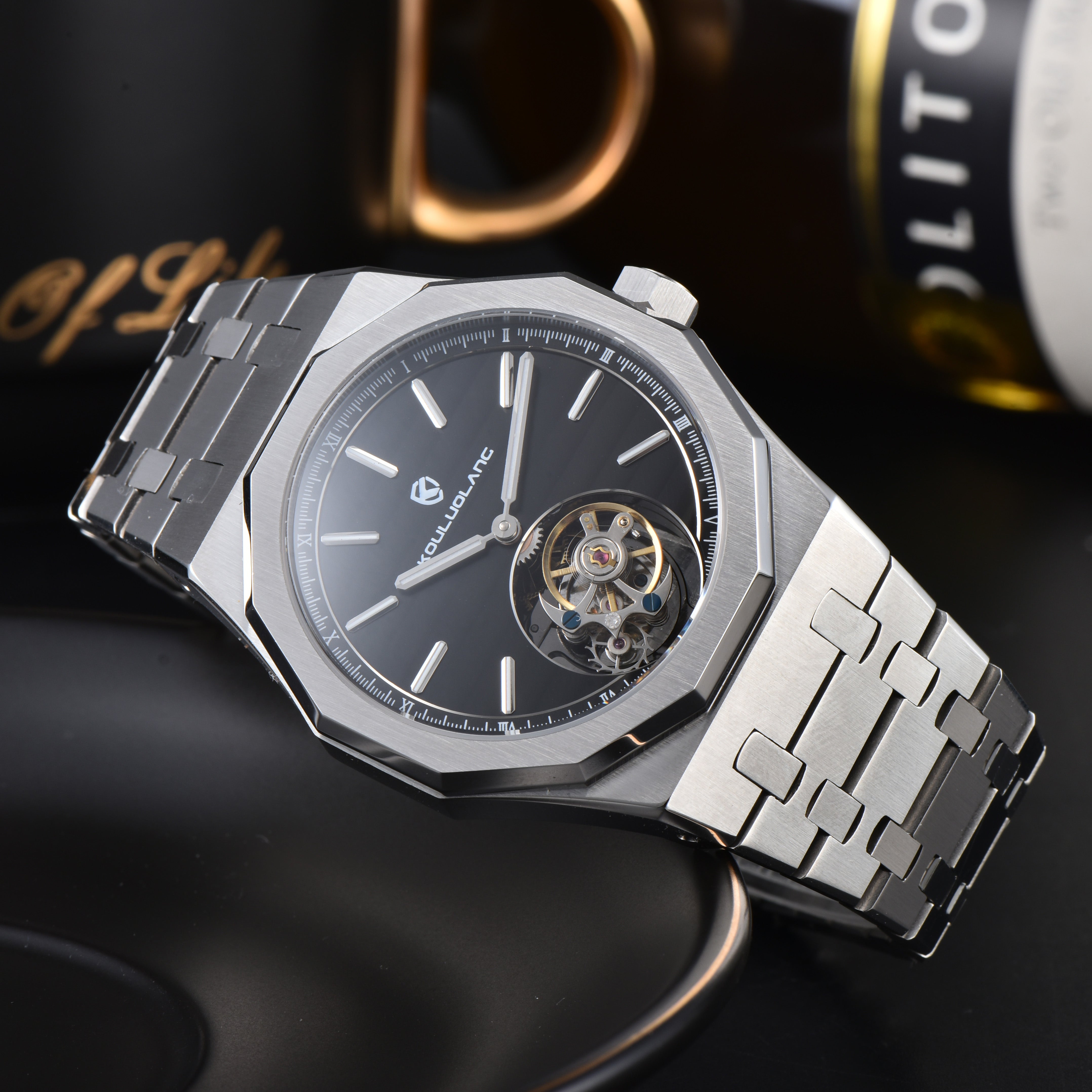 Tourbillon Octagonal black