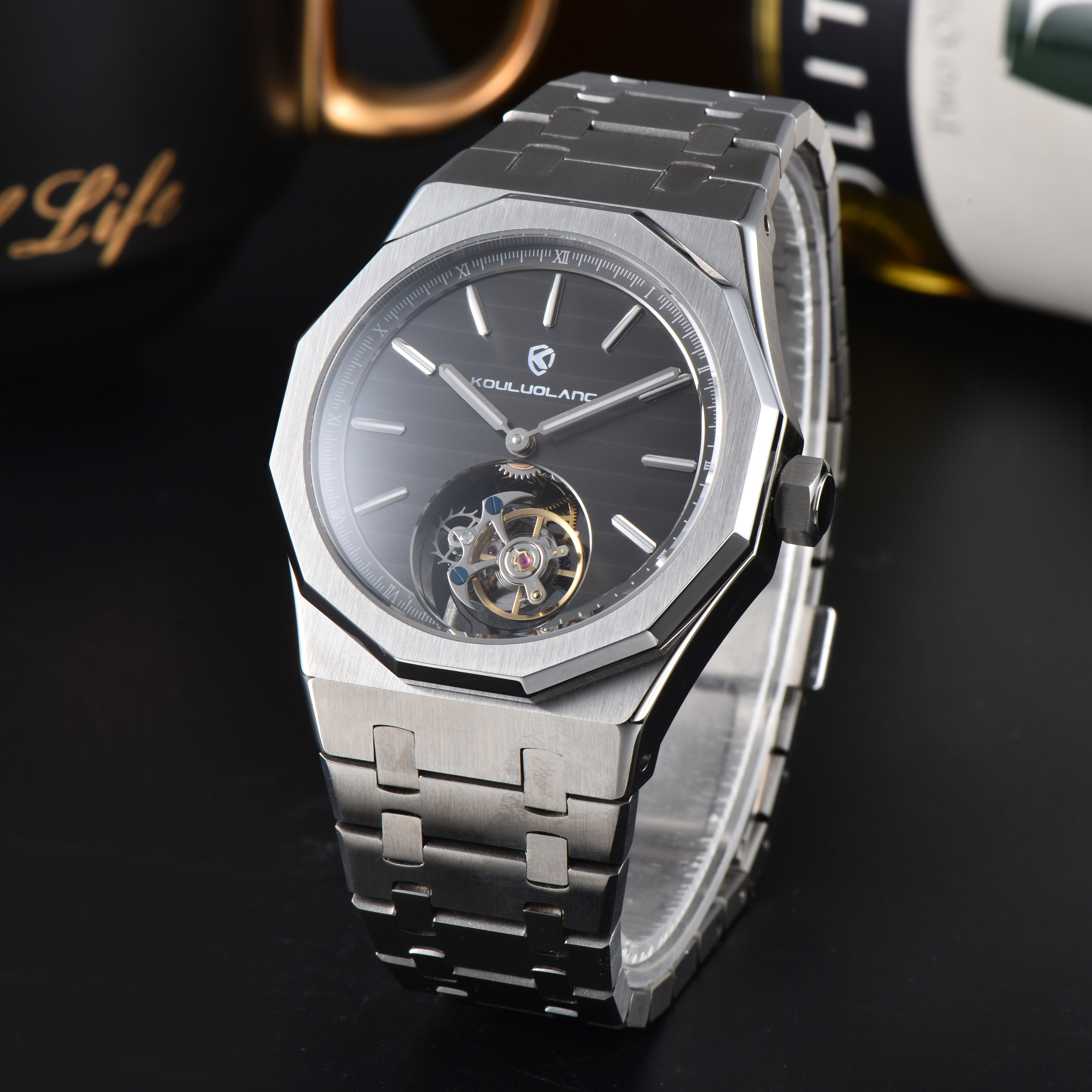 Tourbillon Octagonal black
