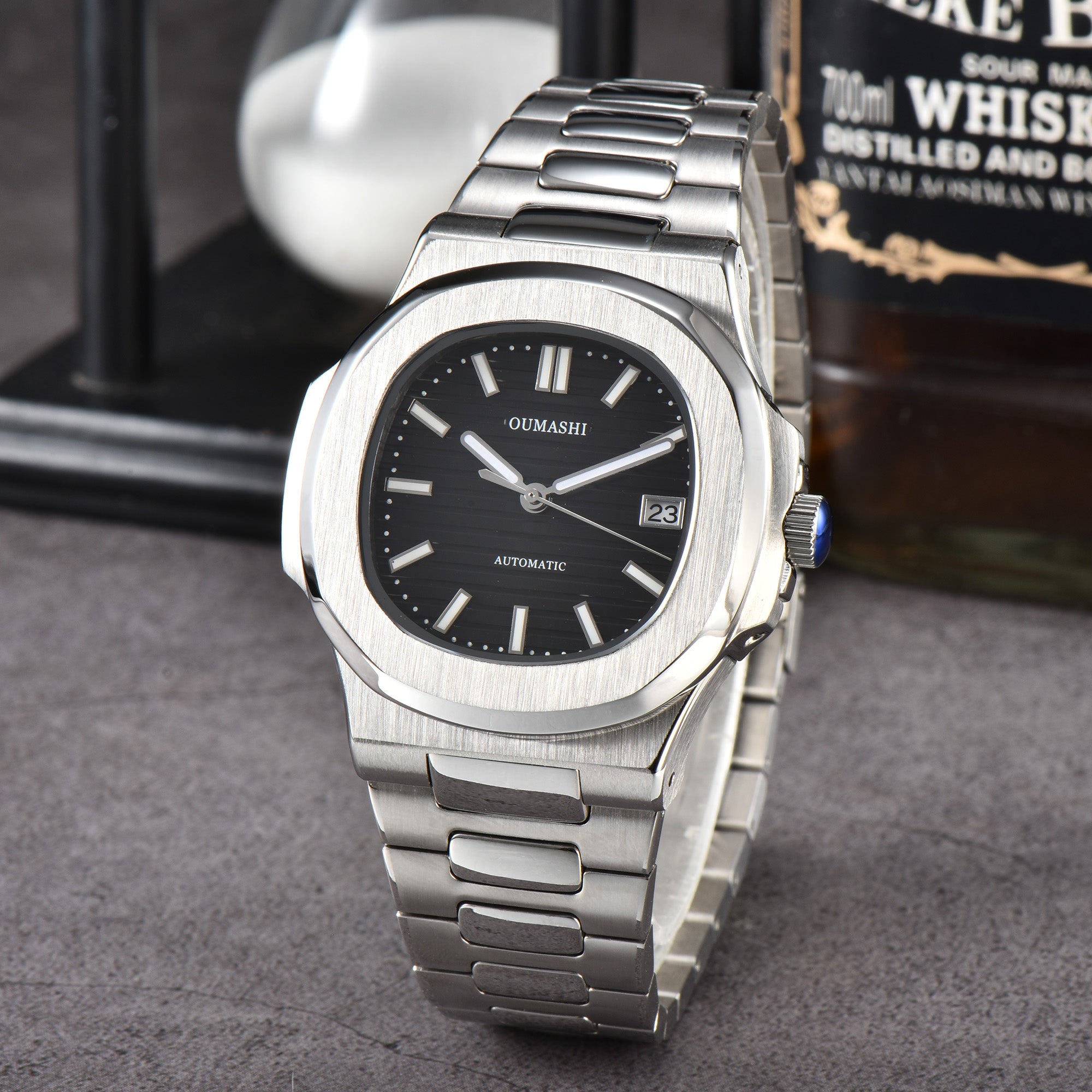 Nautilus Black