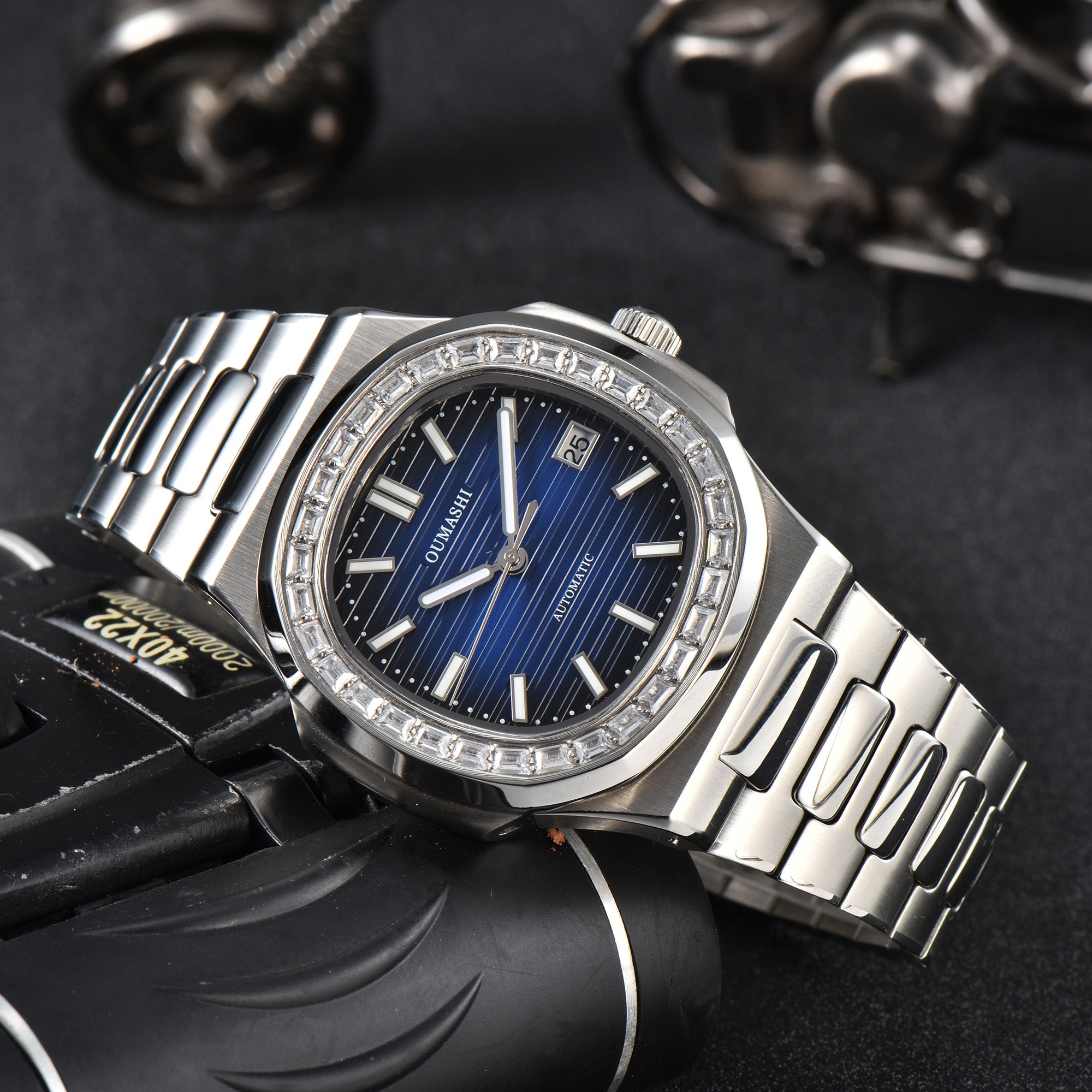 Nautilus Diamond Blue