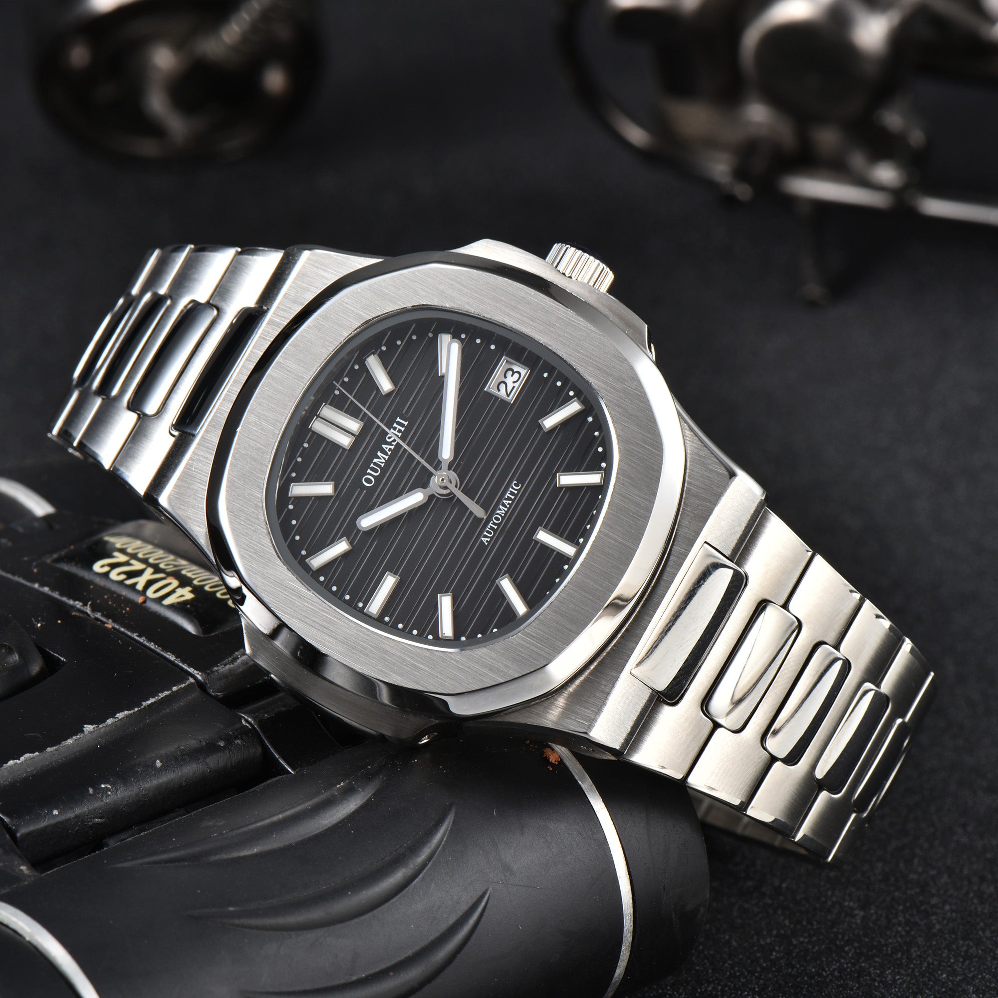 Nautilus Black