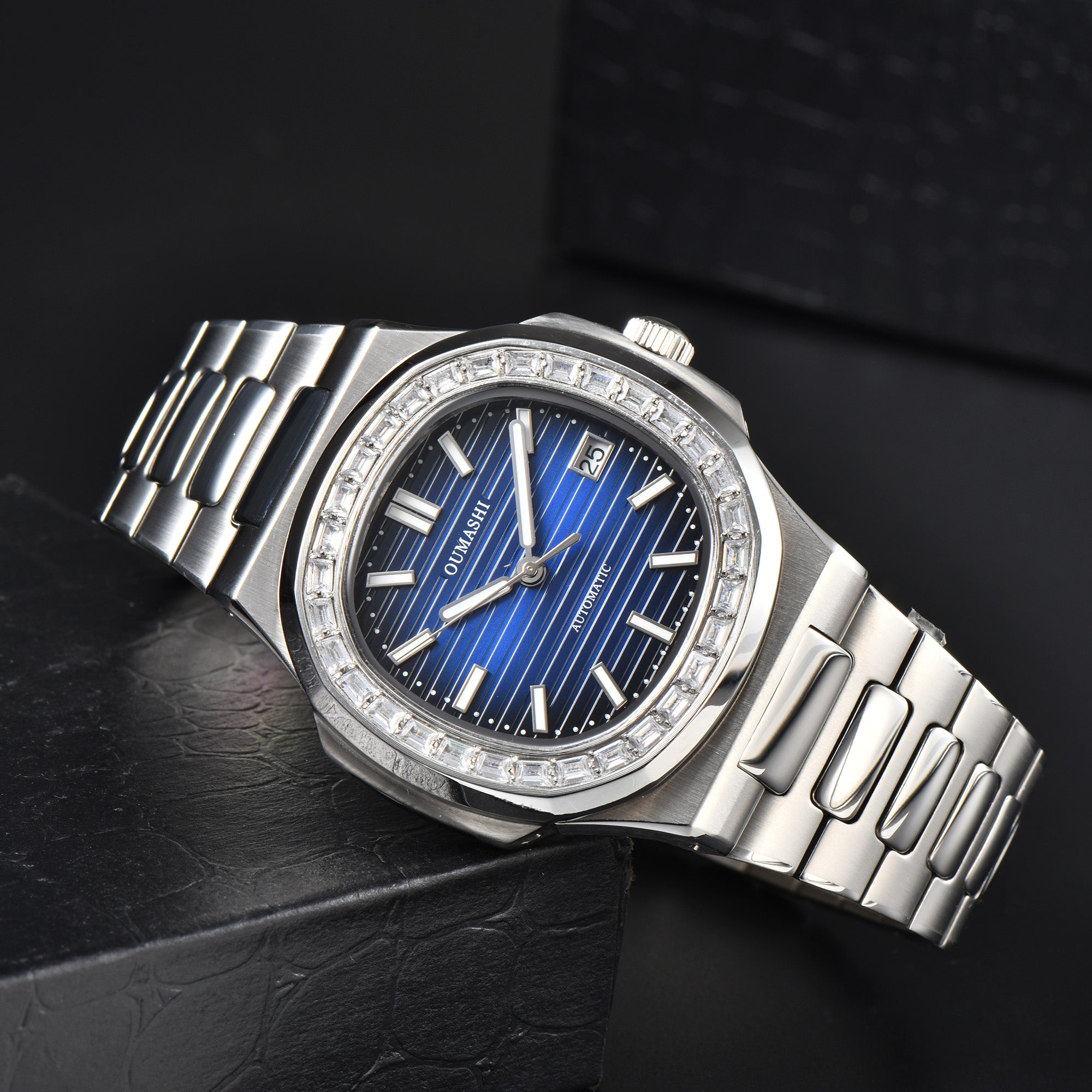 Nautilus Diamond Blue