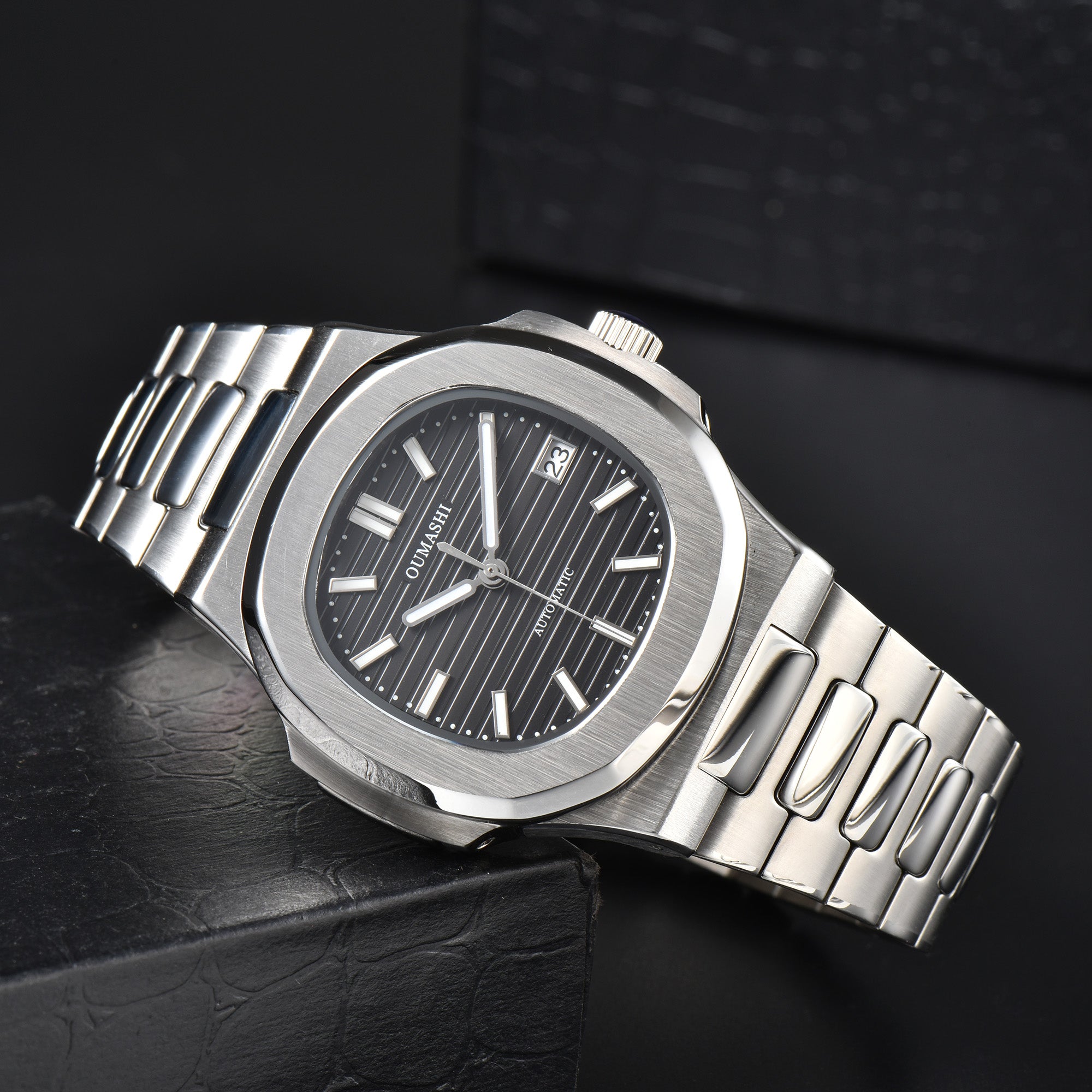 Nautilus Black