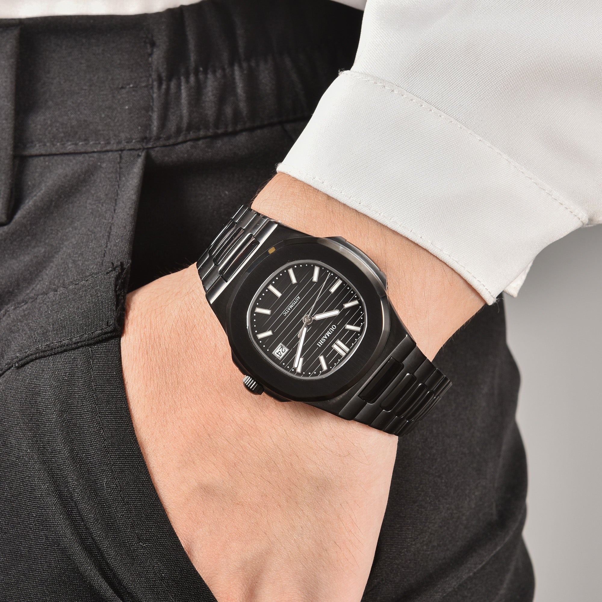 Nautilus Black
