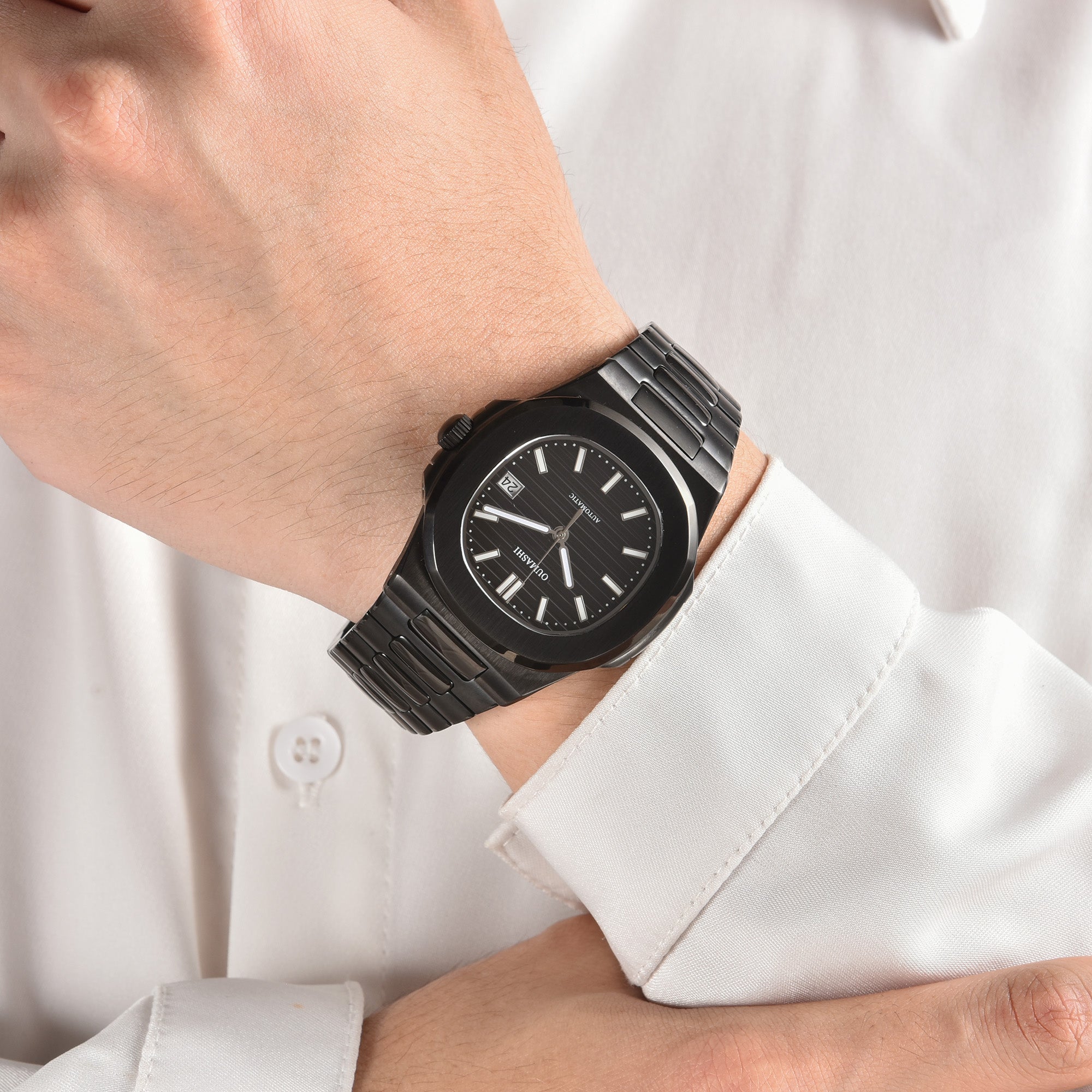Nautilus Black