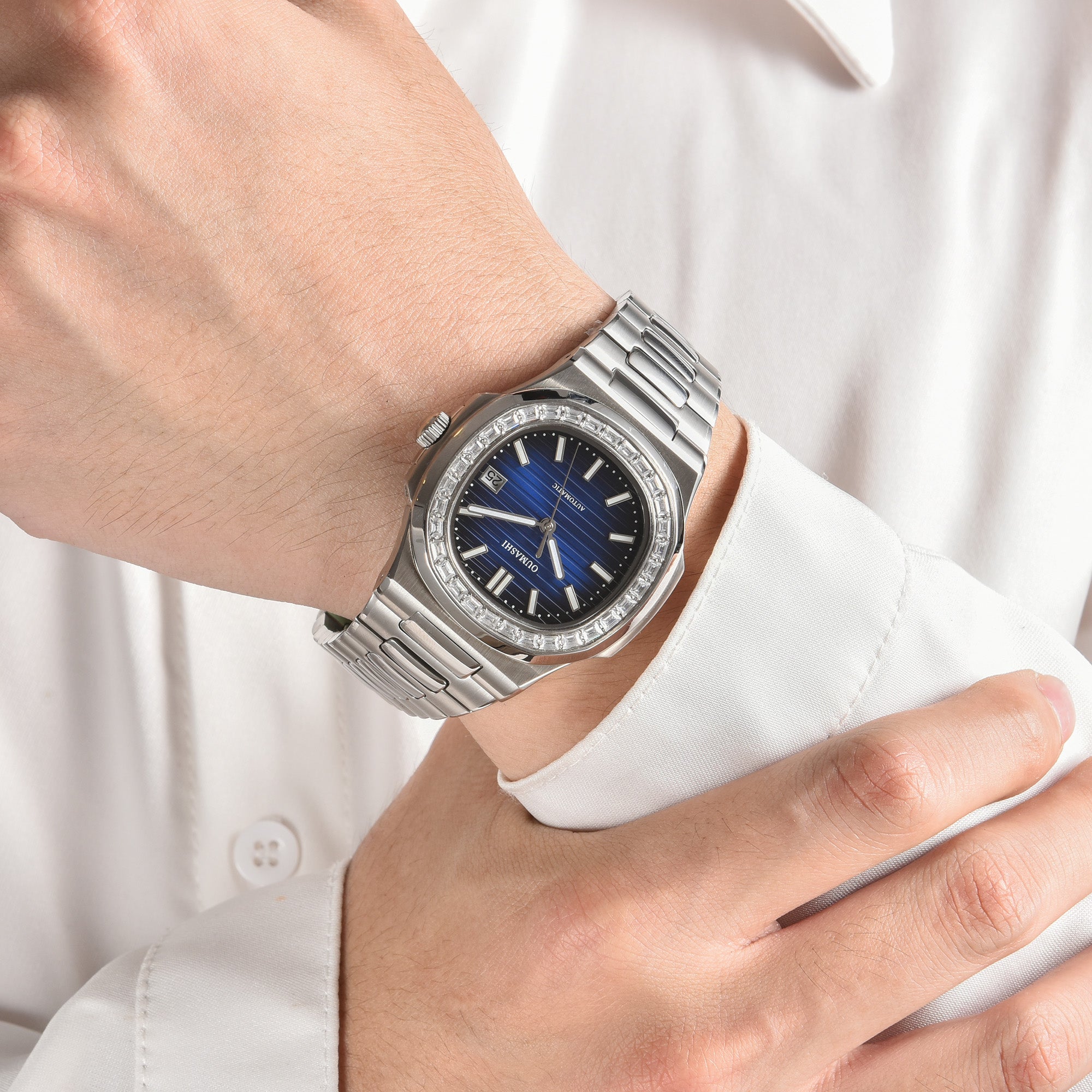 Nautilus Diamond Blue