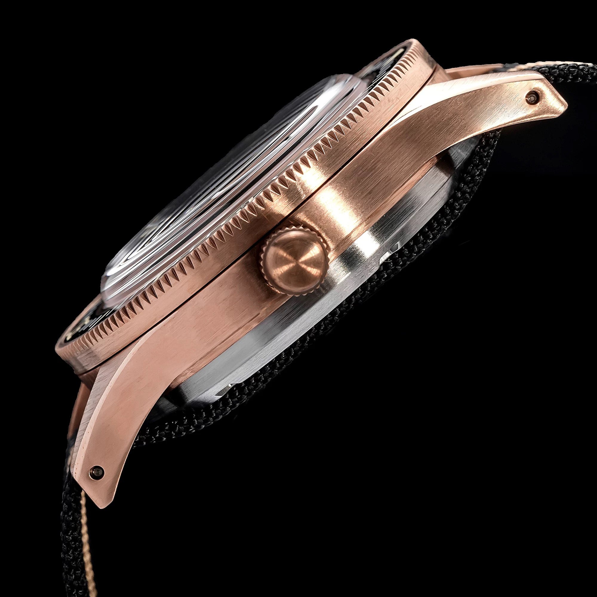 Bronze Hygrometer Diving