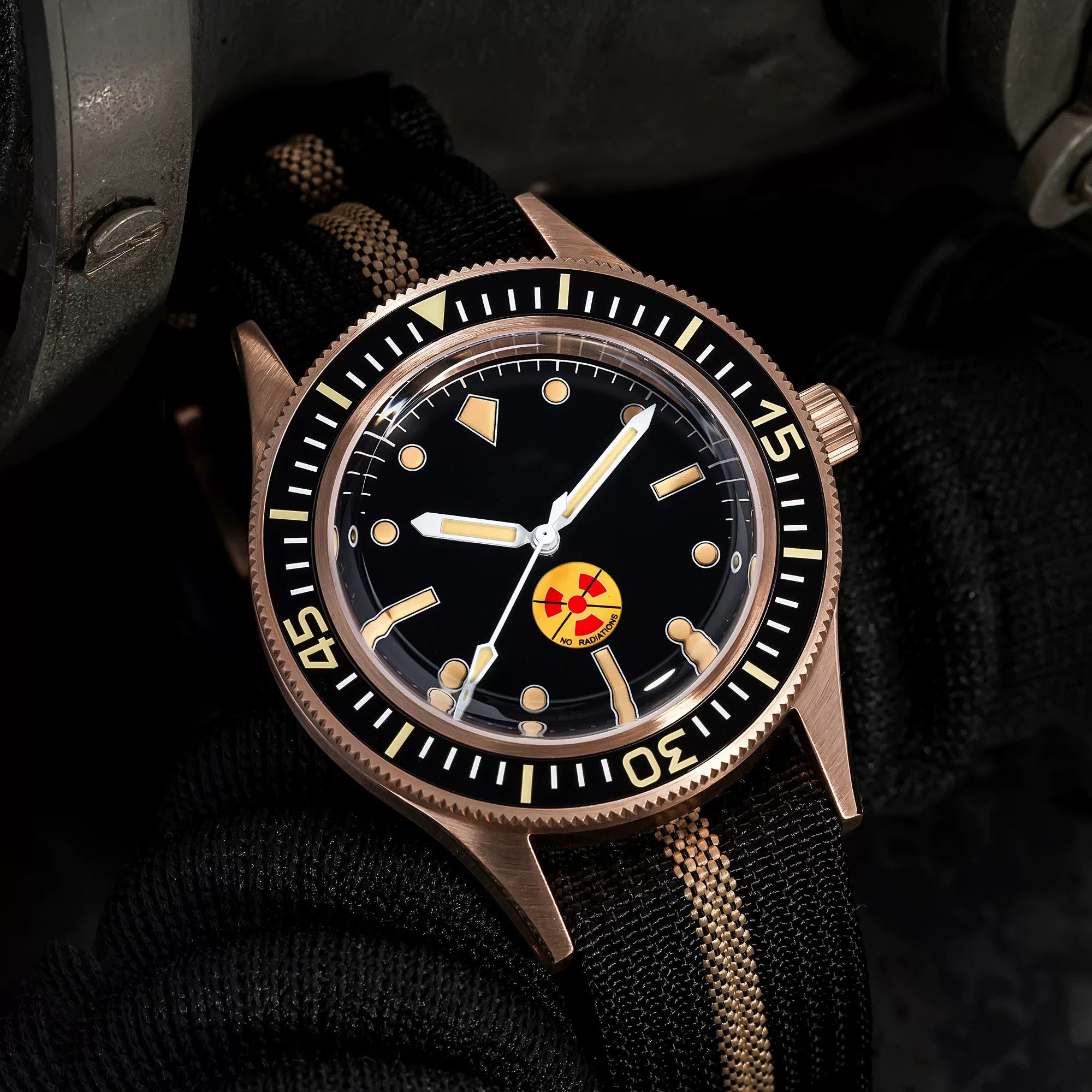 Bronze Radiation-Free Diving